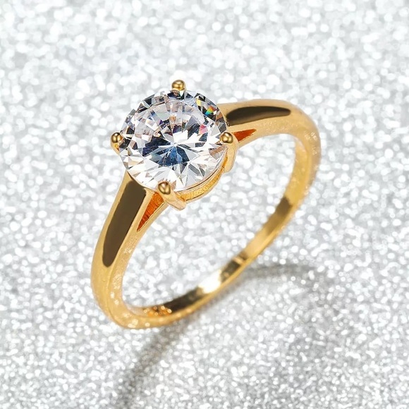 Jewelry - 925 White Crystal Stone Luxury Ring 💍